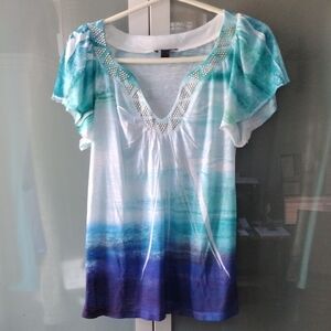 AB Studio Blue and White Ruffled Tie dye Short Sleeve Blouse